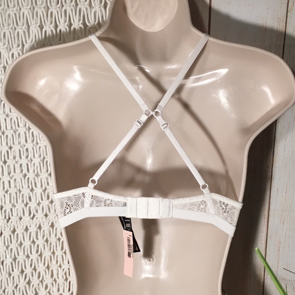 Victoria’s Secret | Very Sexy Lace Bralette | XS - Picture 7 of 7